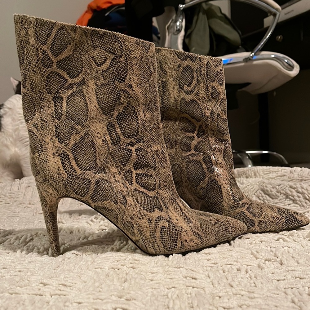 Express booties